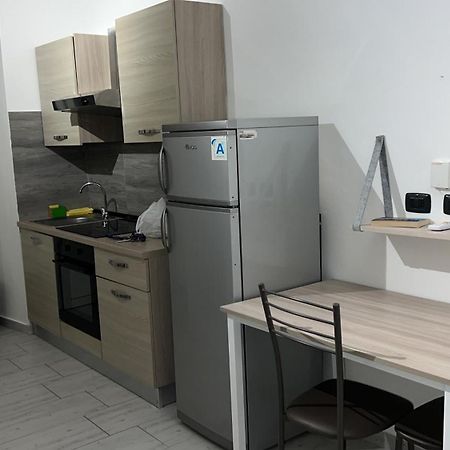 Ferienwohnung Bed2Go Brescia Turin Exterior foto